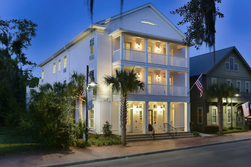 Old Town Bluffton Inn