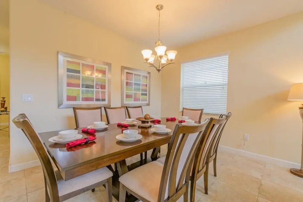 Paradise Palm 5 Bedroom Home