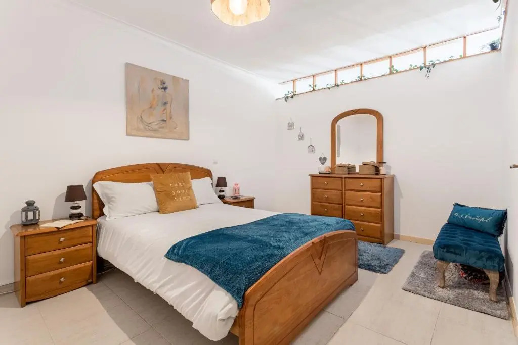 Altido Stunning Ericeira Flat W/2 Shared Pools & Gym