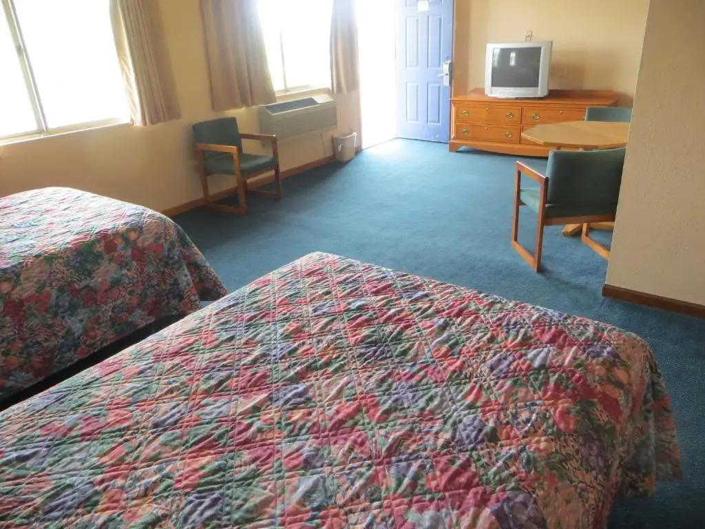 Travelers INN