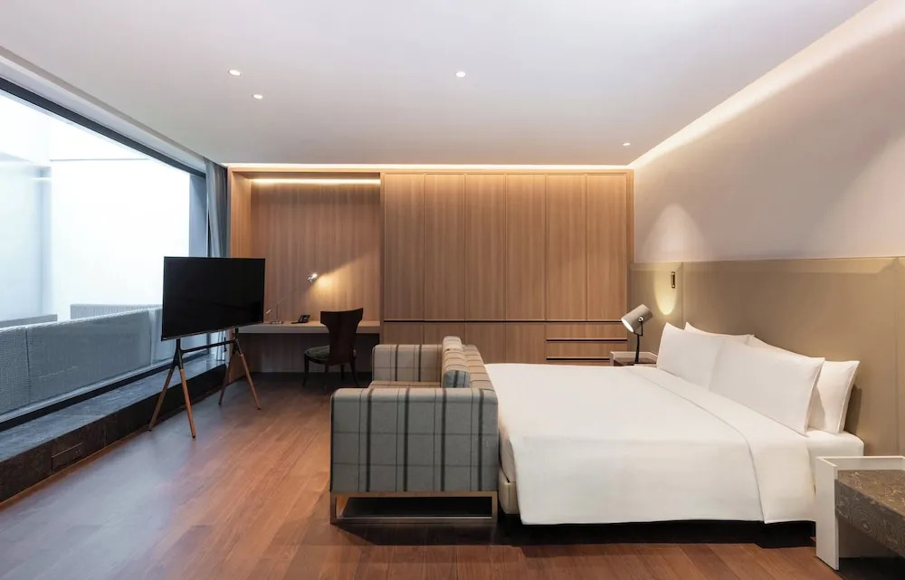 InterContinental Shanghai Jing An by IHG