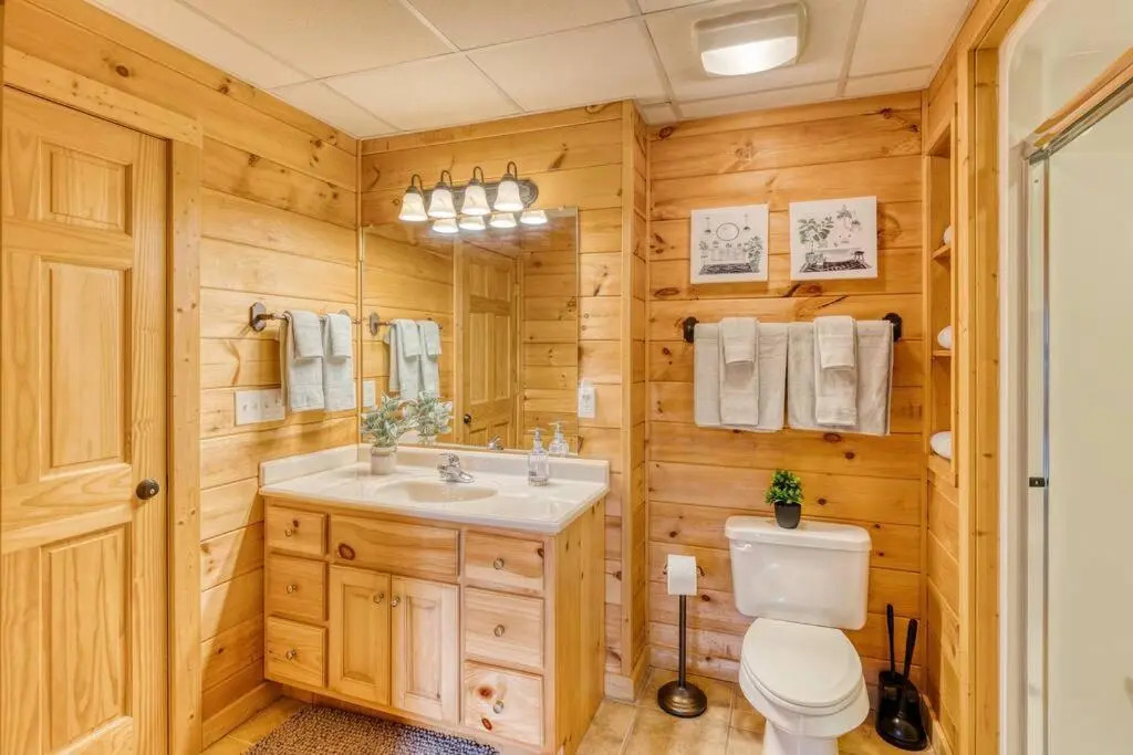 MTN Cabin Sleeps 10 - 5 Mins To Fishing & Camping