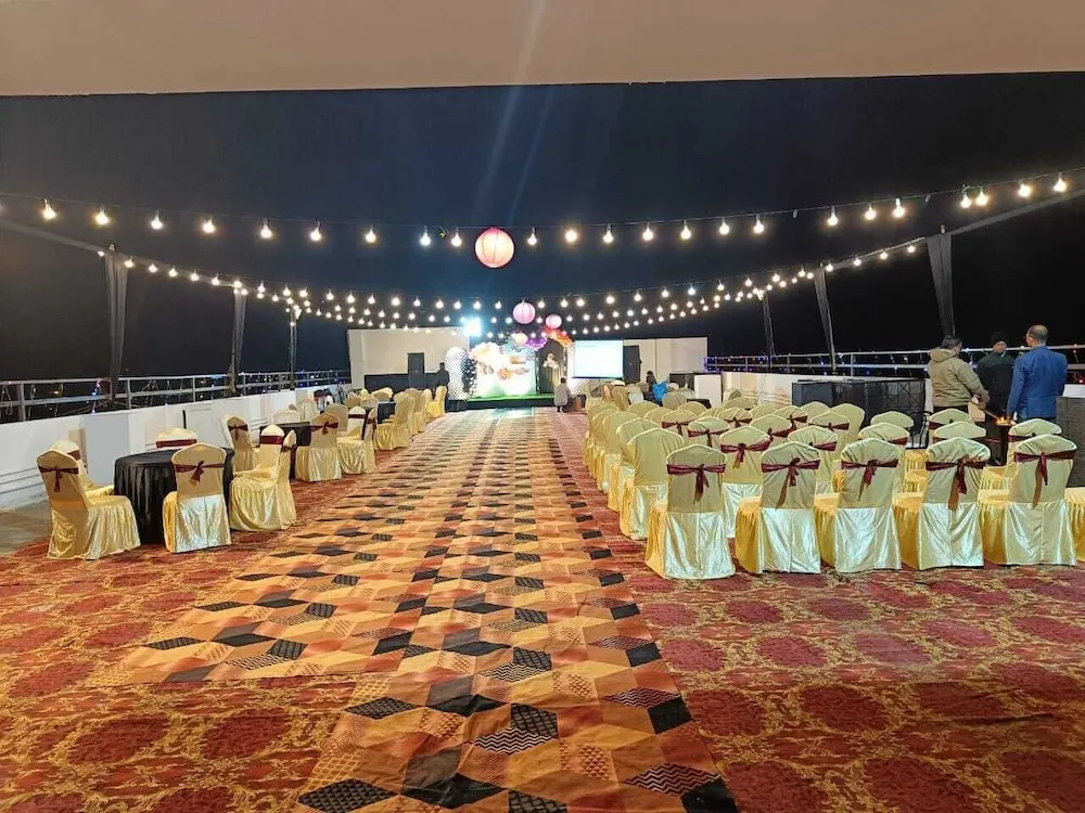 HOTEL GOLDEN ORCHID