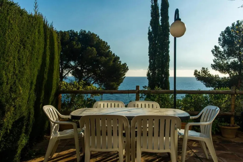 L-1 Calella DE Palafrugell 8 PAX