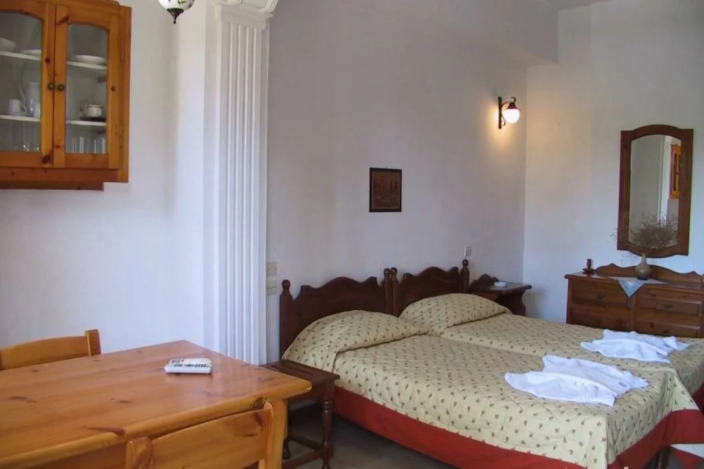 Pandora Studios Skiathos