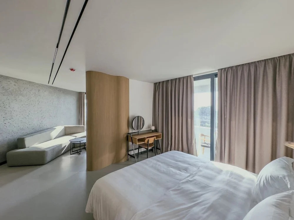 Zins Luxury Rooms 06