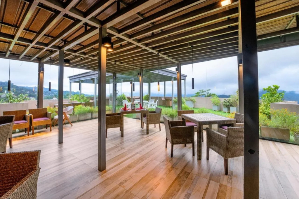 Skyloft Kandy