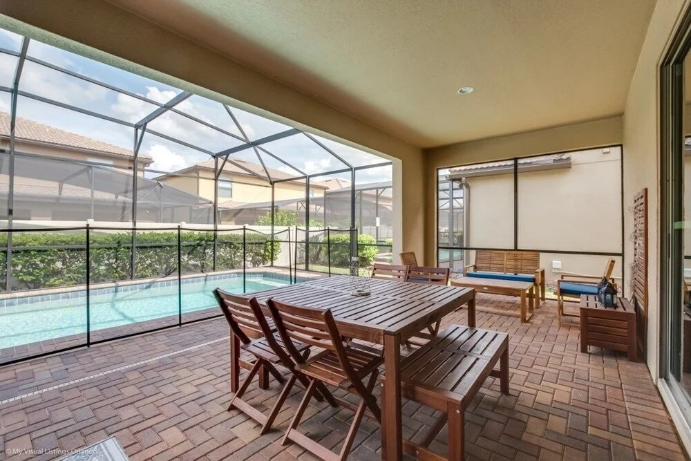 8 Bed Windsor At Westside Resort! 8 Bedroom Villa by RedAwning