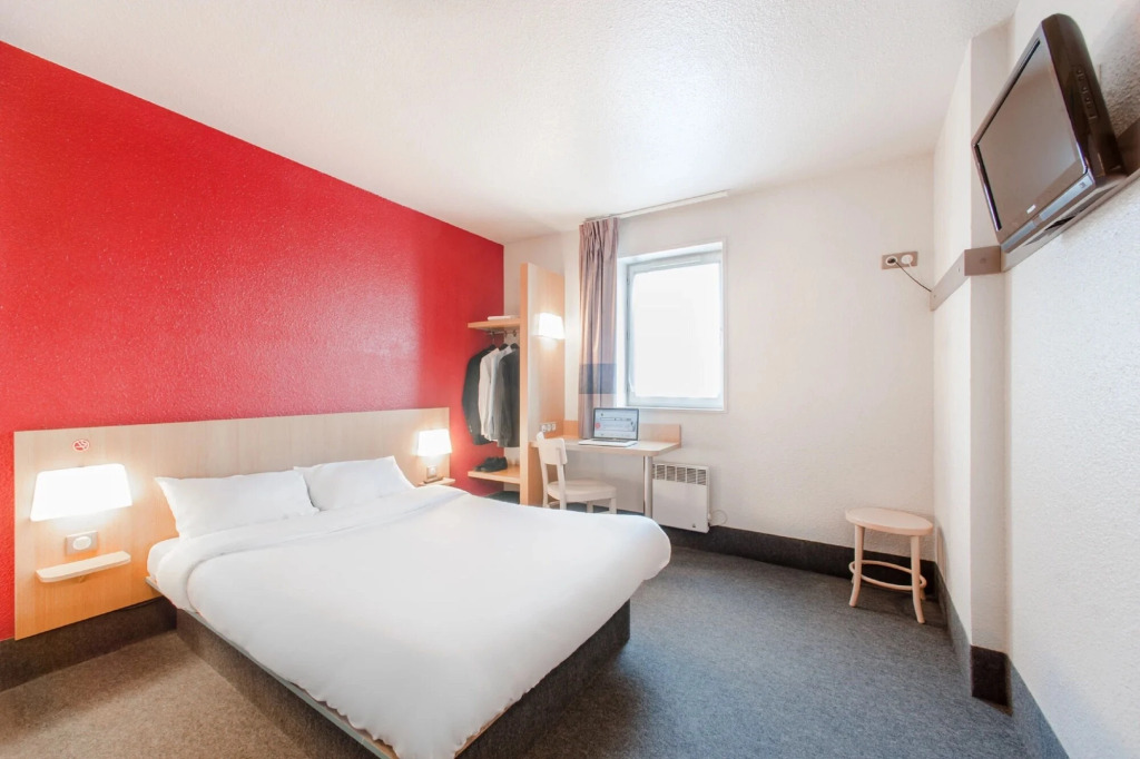 Kyriad Direct Clermont Ferrand Nord Gerzat
