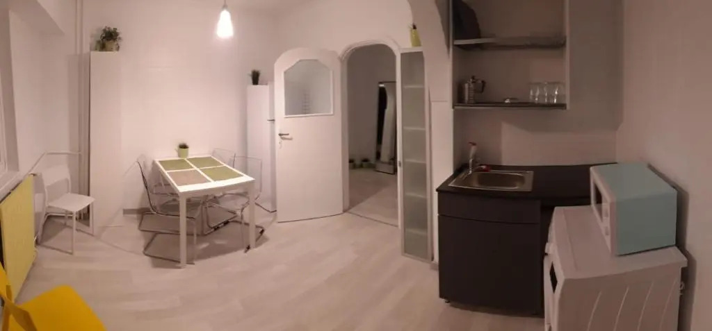 Green Apartment 41
