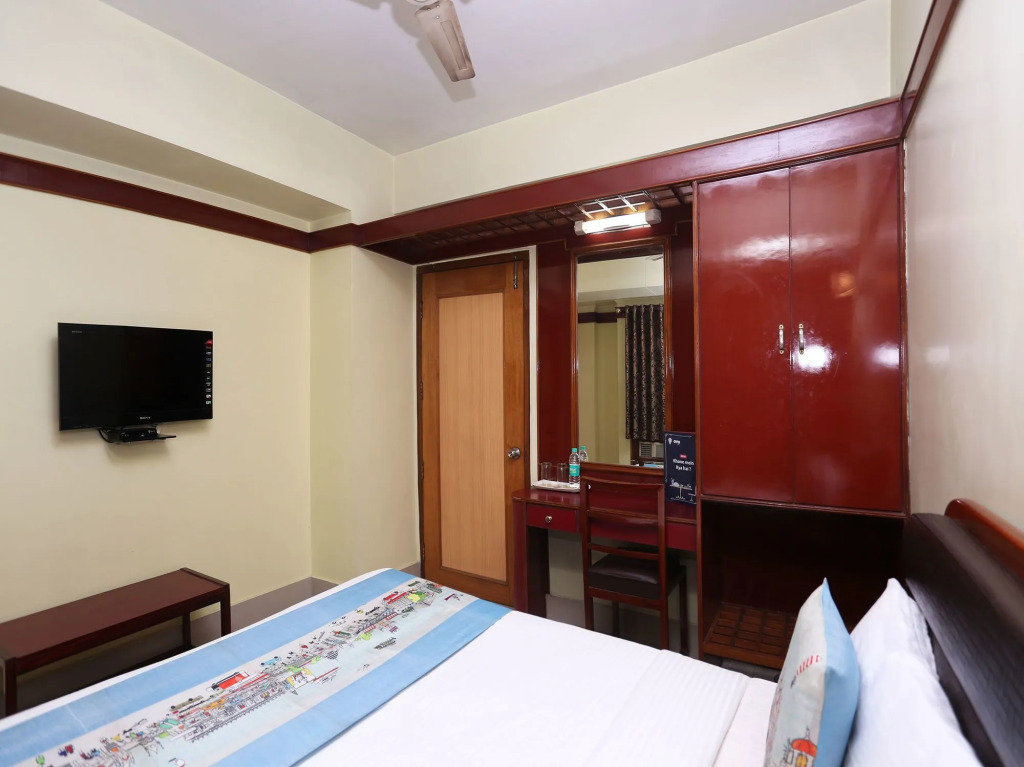 Collection O 4793 Hotel President