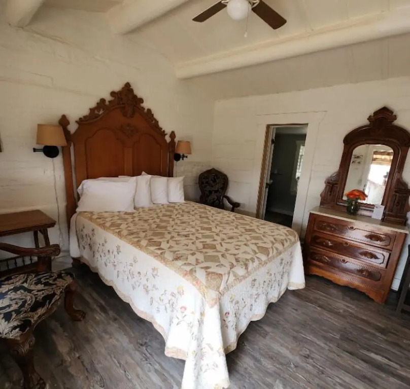Nevada City Hotel