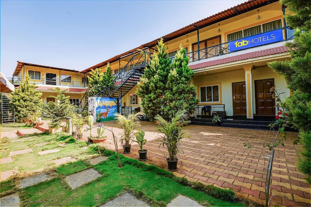Fabhotel Prime 4D'S Coast Resort