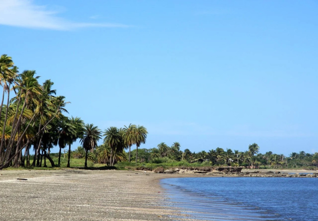 Wailoaloa Beach Resort Fiji