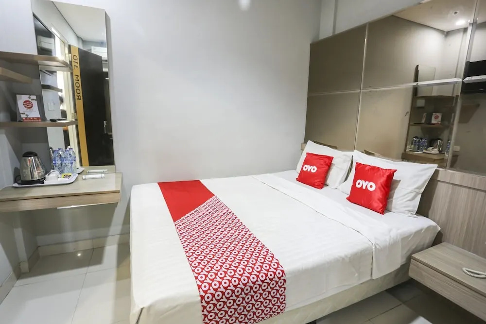 Wisma Kebon Kacang 9 by OYO Rooms
