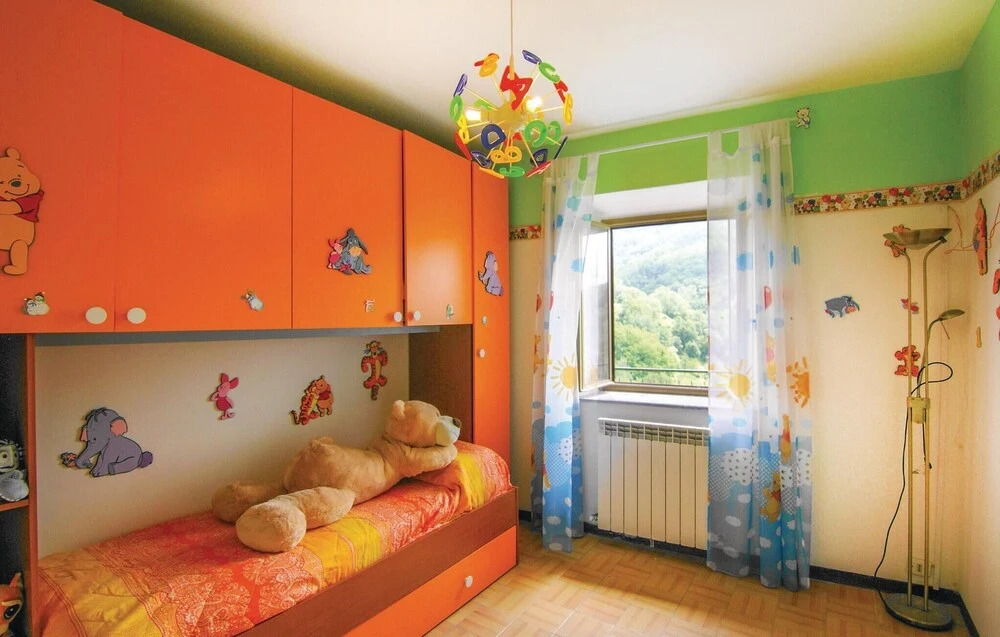 4 Bedroom Gorgeous Home In Montefegatesi