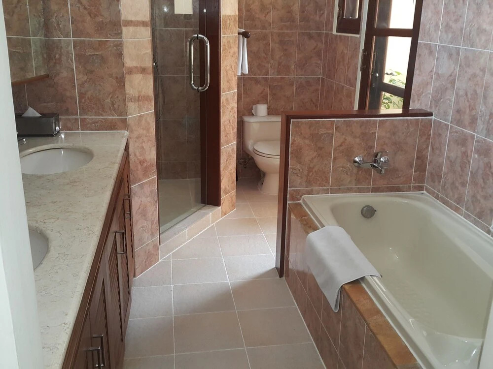 Emerald Villa B-18