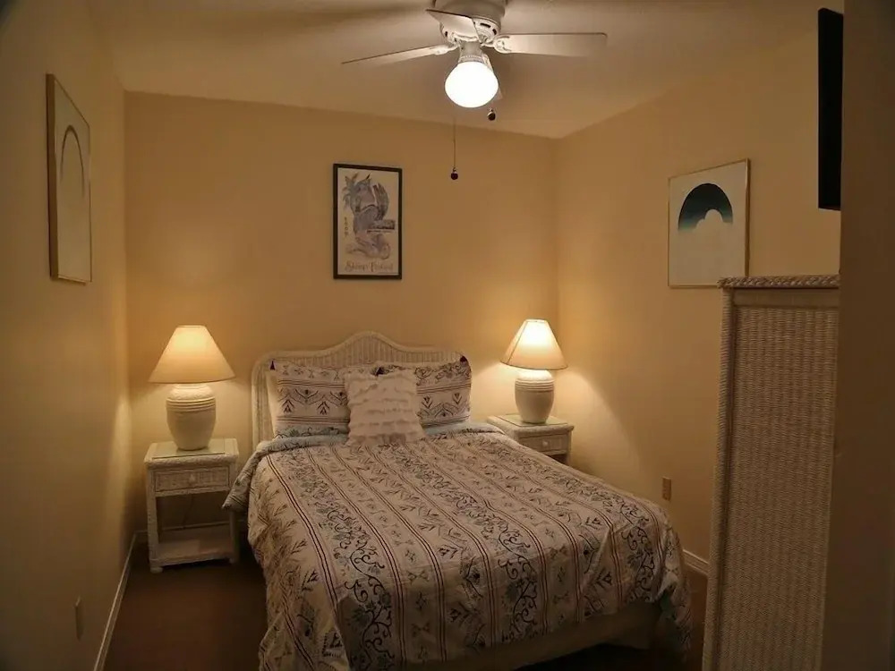 Ocean Reef 802 3 Bedroom Townhouse by RedAwning