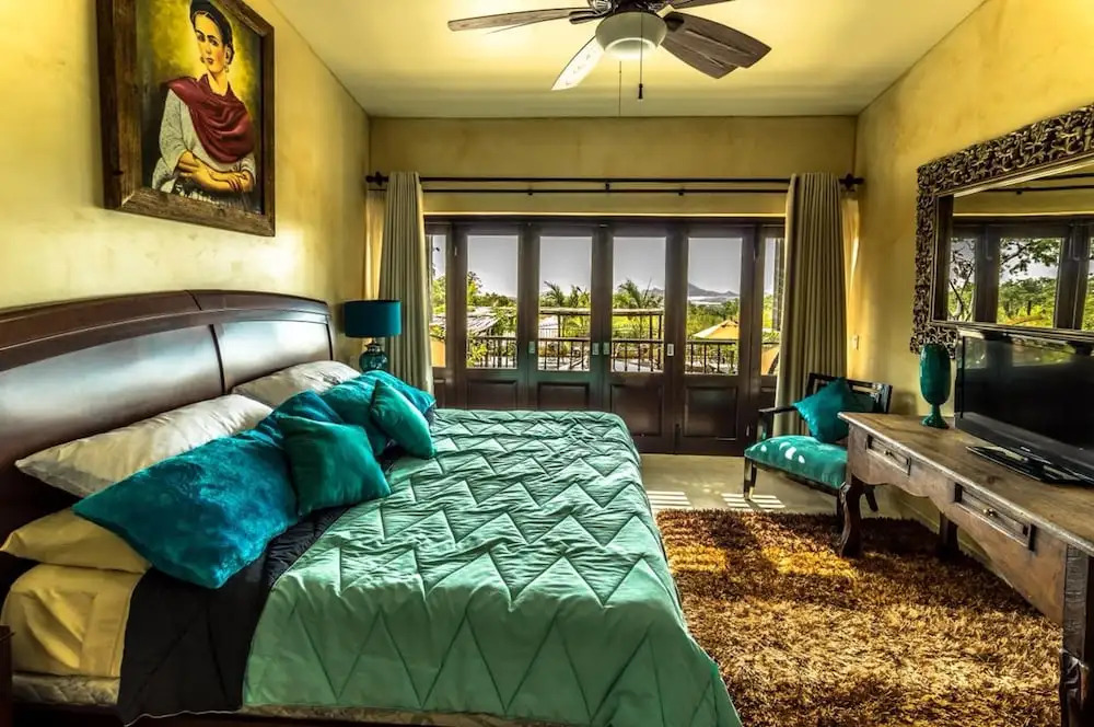 Spacious 4 Bachelor/ette W/free Cook: Finca Tezal
