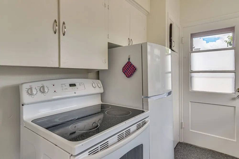 Walkable North Portland Home Near Peninsula Park