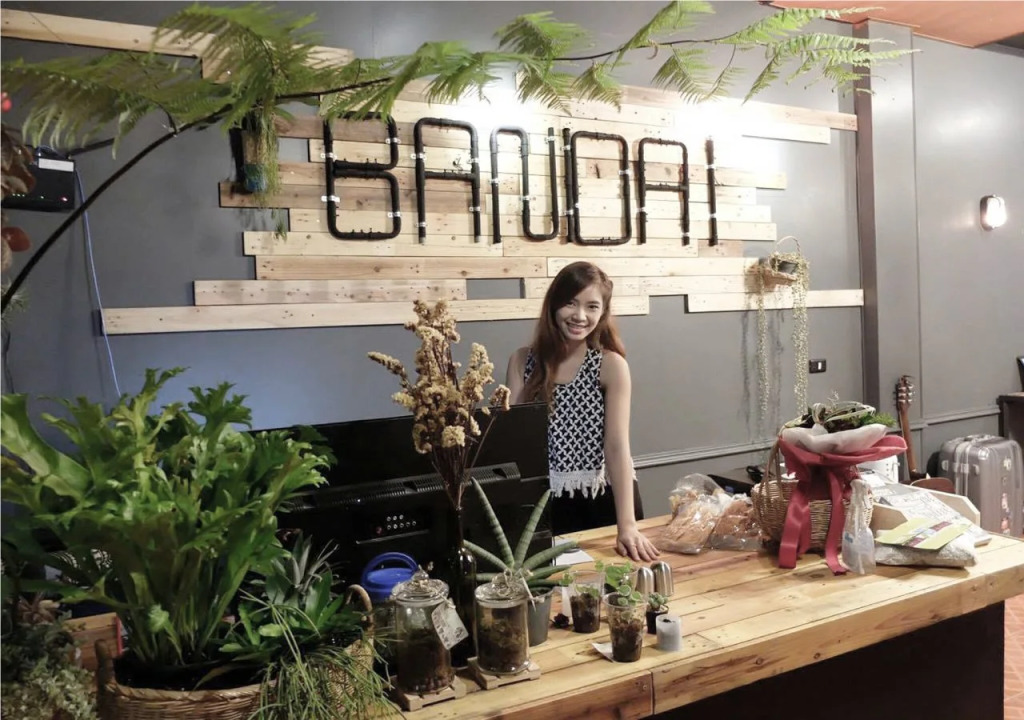 Bandai Poshtel