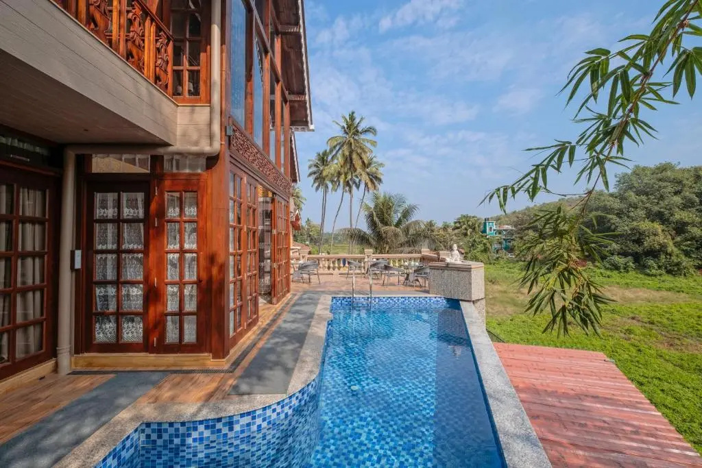 SaffronStays Tudor San Ann