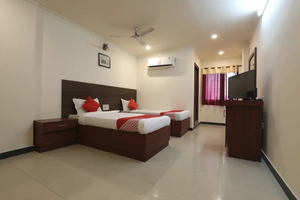 Hotel Inaya By OYO Rooms