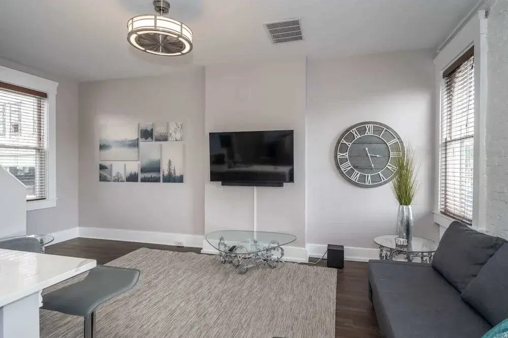 Heart of Mainstrasse Suites