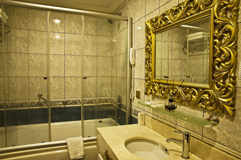 Seres Hotel Old City