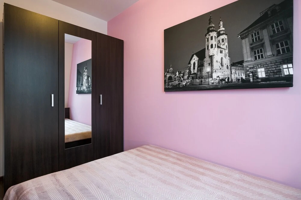 KrakowRentals -Tabacco Factory Apartment