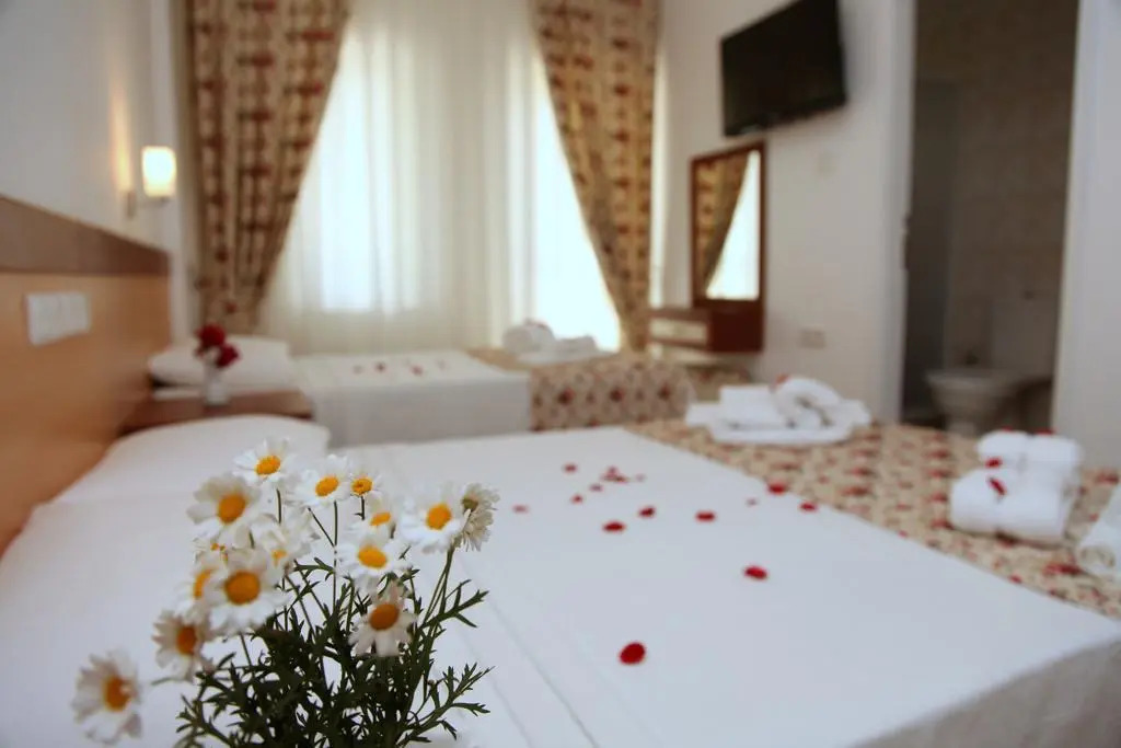 İksirci Baba Hotel