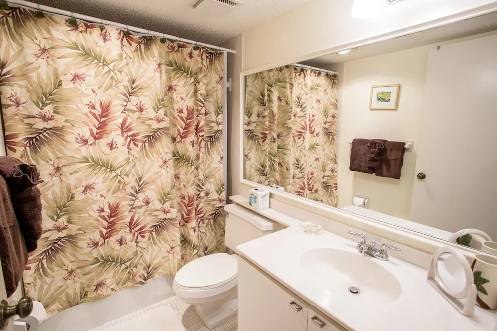 Gulf And Bay Club- A702 Amazing Views! Steps From The Beach! 2 Bedroom Condo