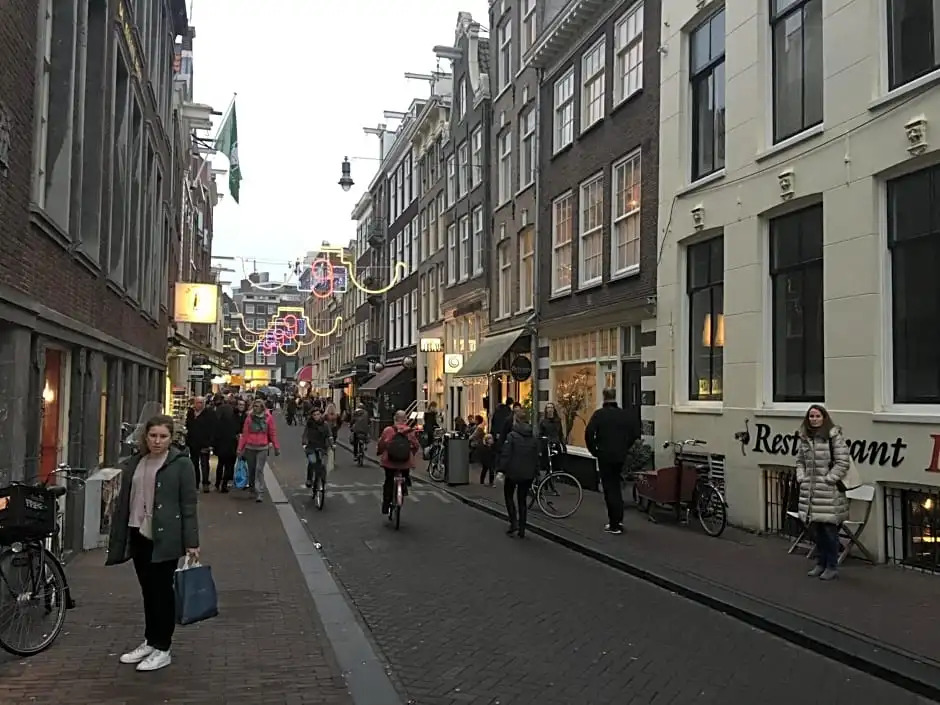 Nine Streets Inn