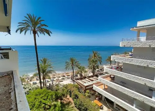 Lovely 1 Bed Apartment with Wi-Fi + Sea Views in Skol Marbella