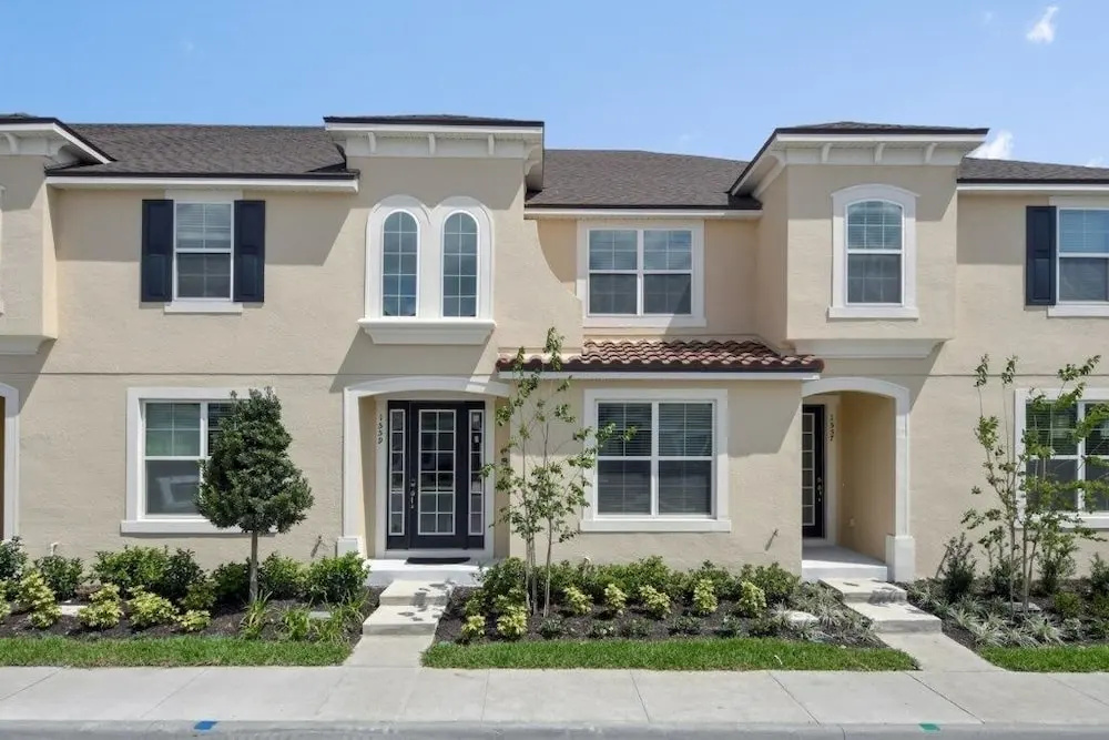 Solara Resort Brand New 4 Bed 4.5 Bath Townhome 4 Bedroom Townhouse by Redawning
