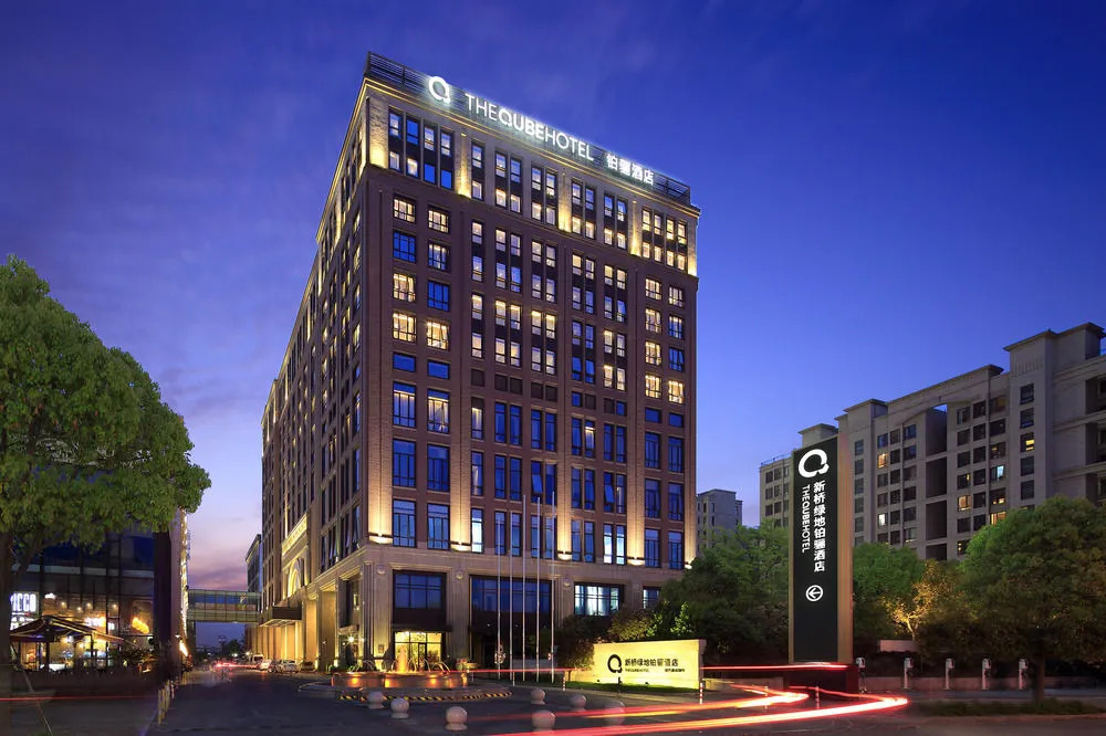 Eaton Luxe, Xinqiao, Shanghai