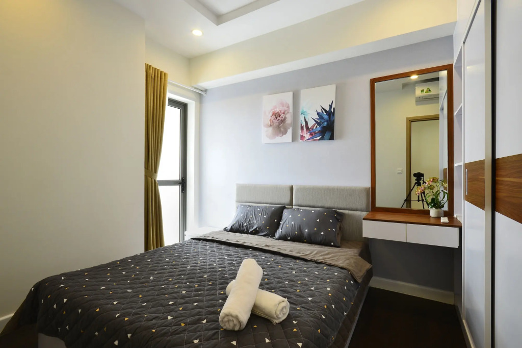 Rivergate Residence District 4