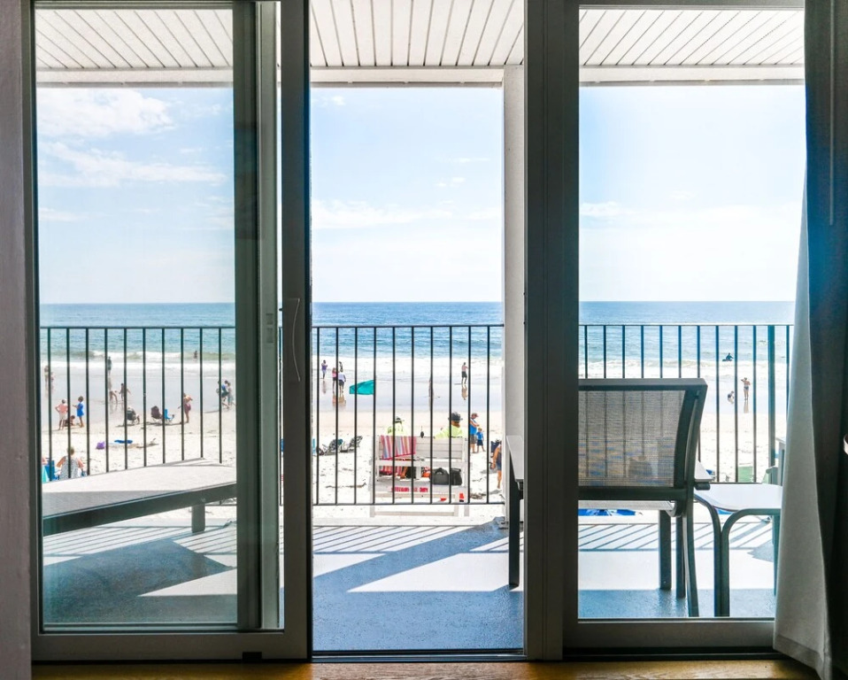 Atlantic Oceanfront Hotel, Wells Beach