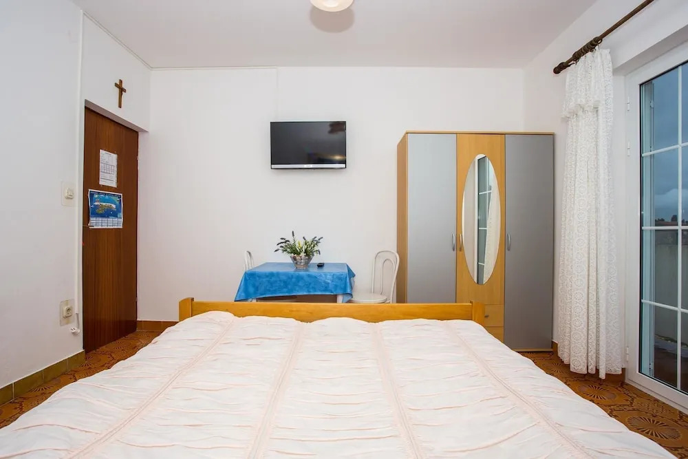 Rooms Marie
