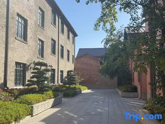 Nanjing Jinpu No. 12 Homestay (Pukou Railway Station Cultural District Store)