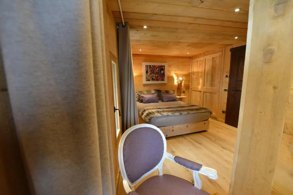 La Maison de Dolphe Chalet de Charme & Art gallery