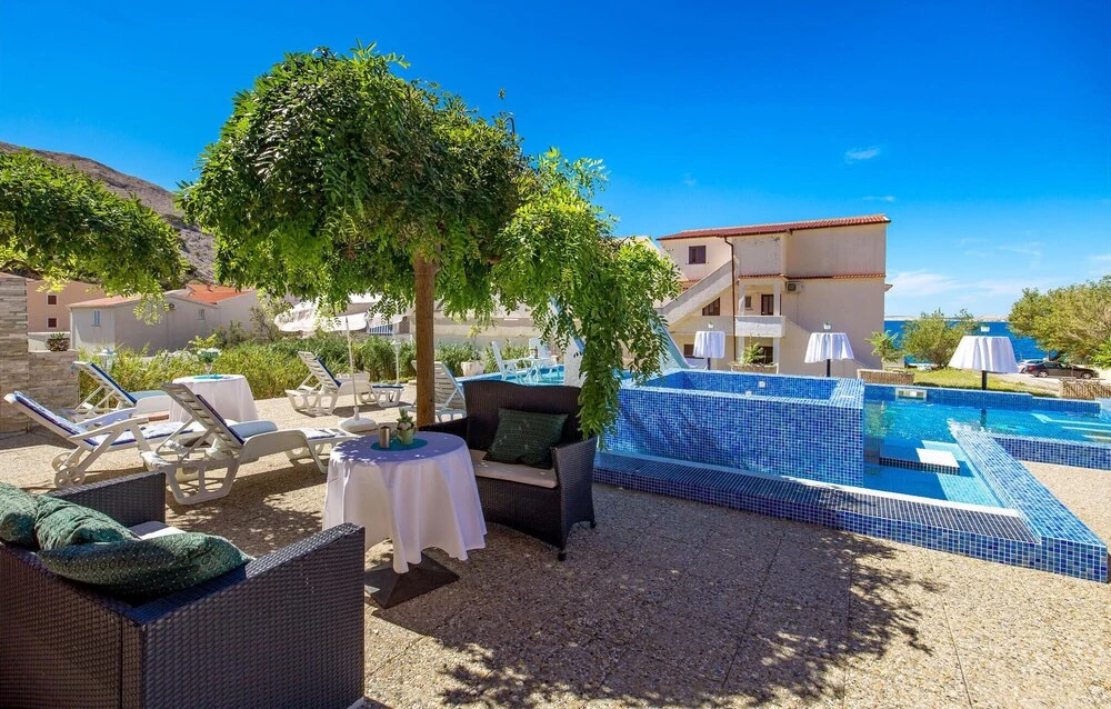 Gorgeous Home In Metajna