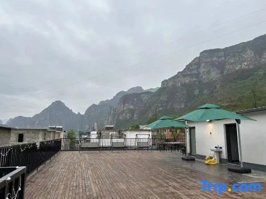 Yueting Courtyard Boutique Homestay (Shidu Scenic Area)