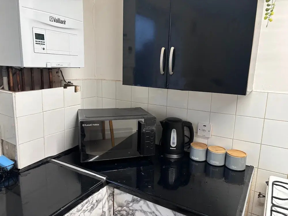 1br-sleeps4-35mintocentrallondon-40mintoheathrow
