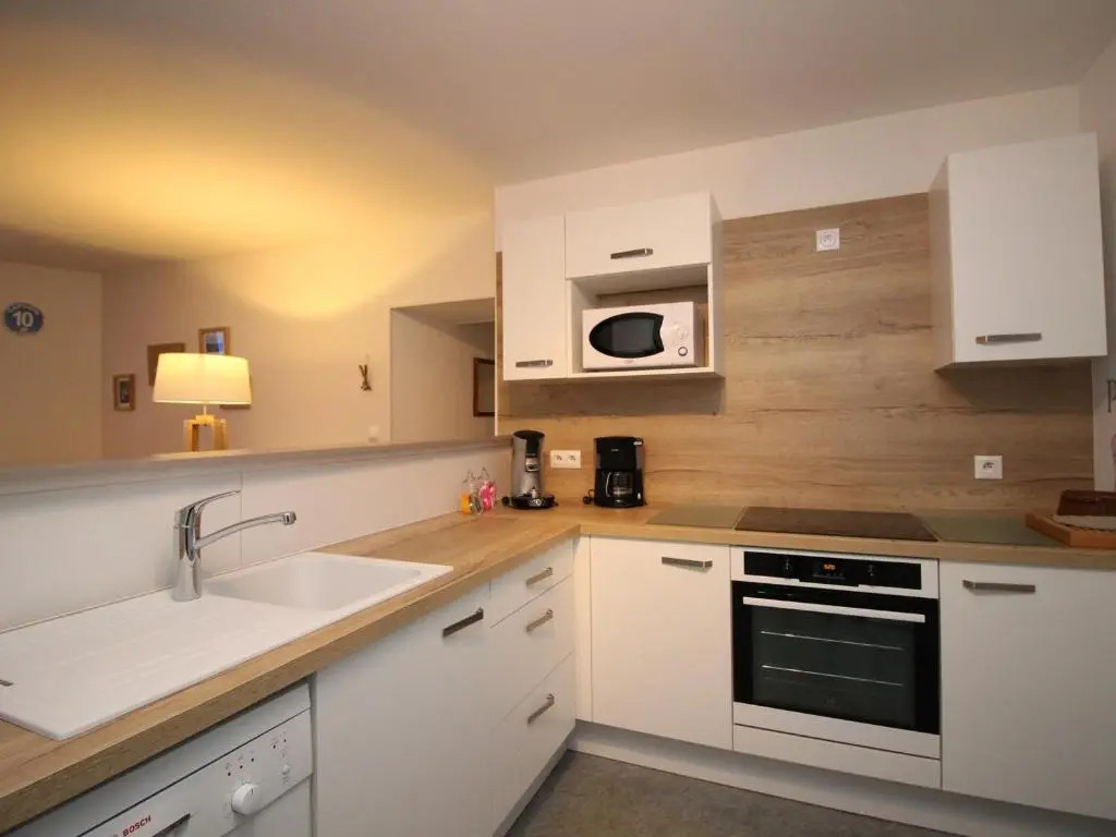 Appartement Mont-Dore, 4 pièces, 8 personnes - FR-1-608-18