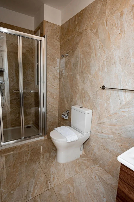 The Willows Penthouses with Jacuzzi
