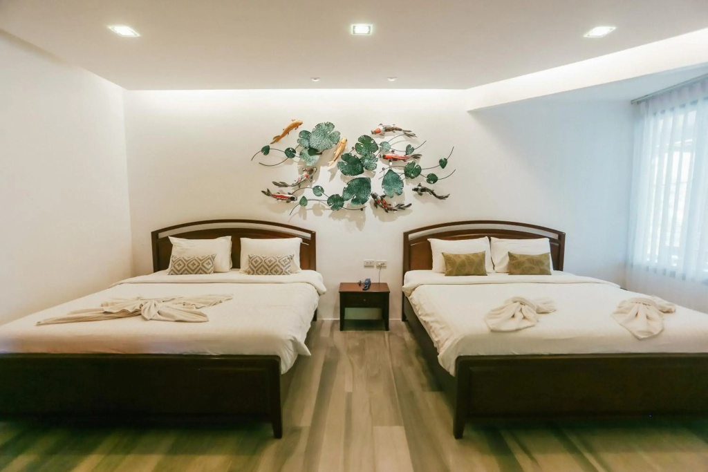 Phranang Place Hotel