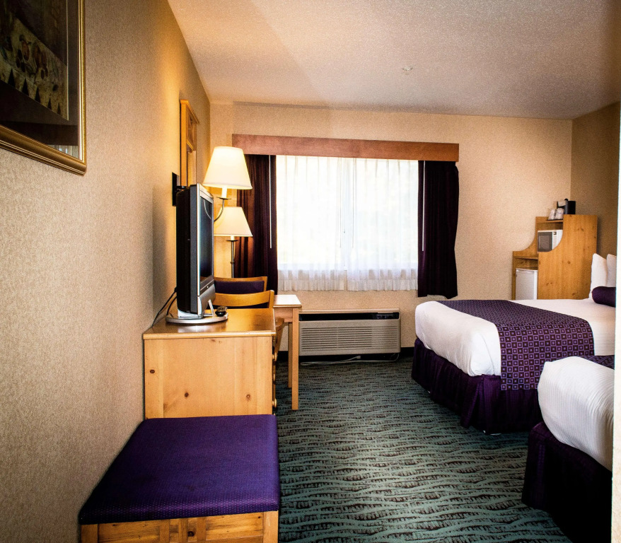 Best Western PLUS Executive Court Inn & Conference Center