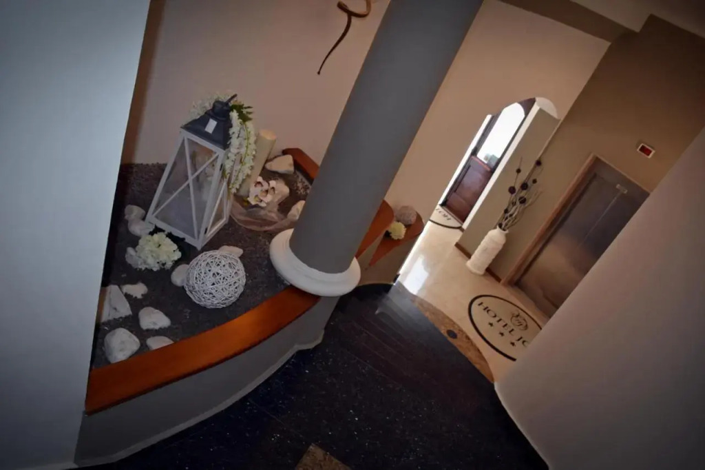 Hotel Joy