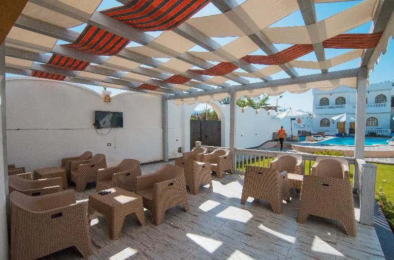 DAHAB HOuSE